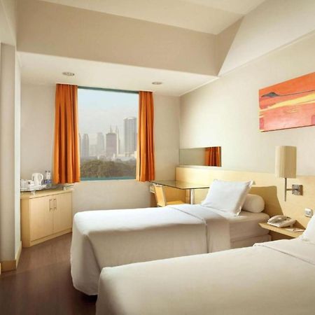 Hotel Horison Arcadia Wahid Hasyim Jakarta Exterior foto