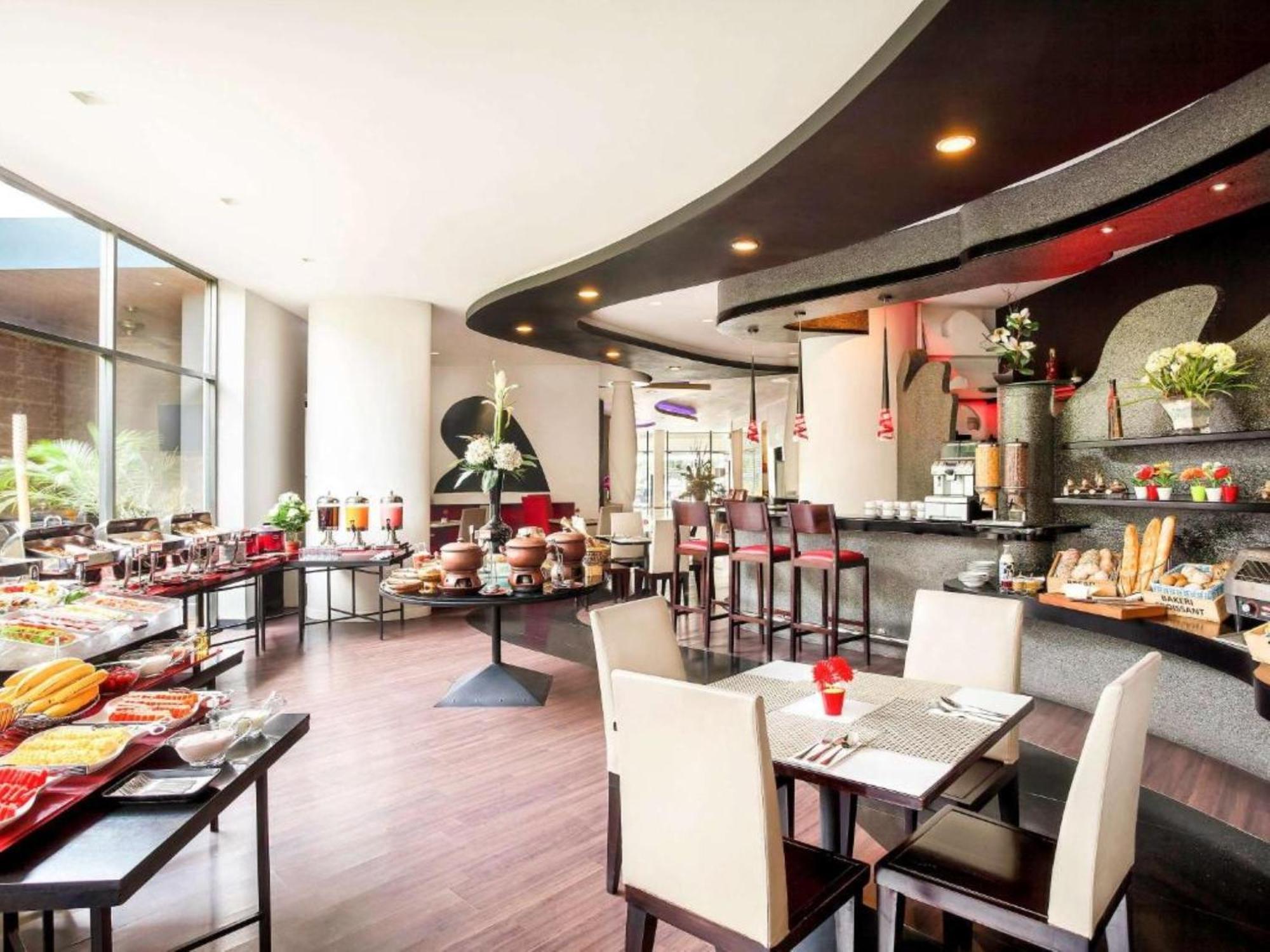 Hotel Horison Arcadia Wahid Hasyim Jakarta Exterior foto